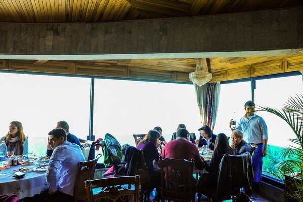 Sunday Buffet at Bay Lodge